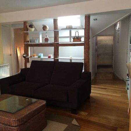 Impresionante Apartamento En Malasana Madrid Luaran gambar