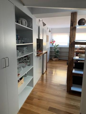 Impresionante Apartamento En Malasana Madrid Luaran gambar